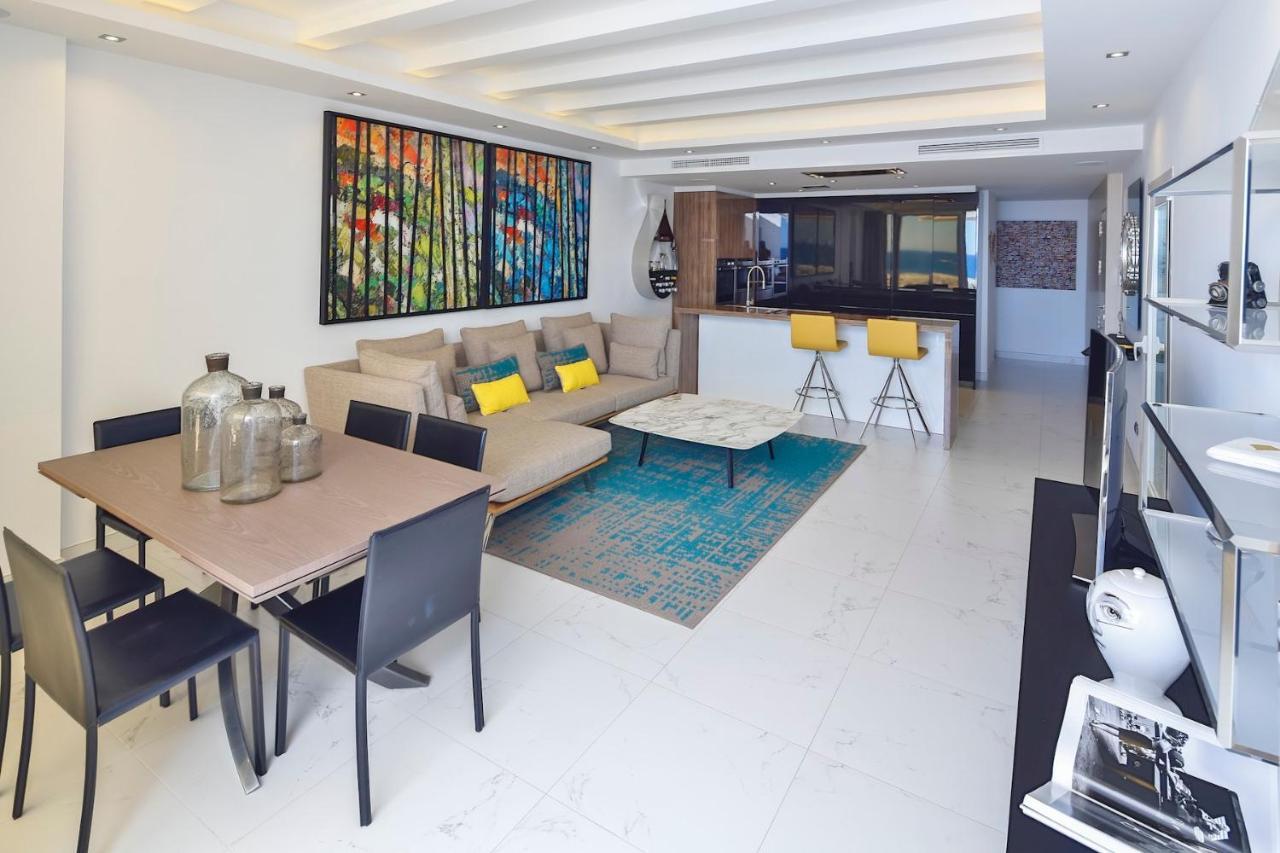 306 -luxury Selection- Puerto Banus Front Line Penthouse Apartamento